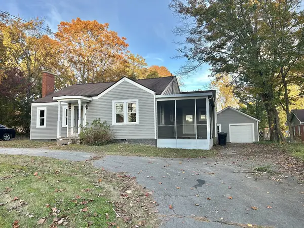 709 Westside Dr, Tullahoma, TN 37388