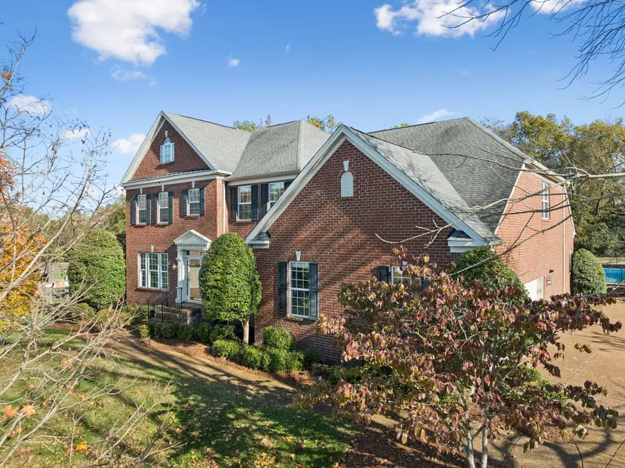 652 Aylesford Ln, Franklin, TN 37069 - Image #2