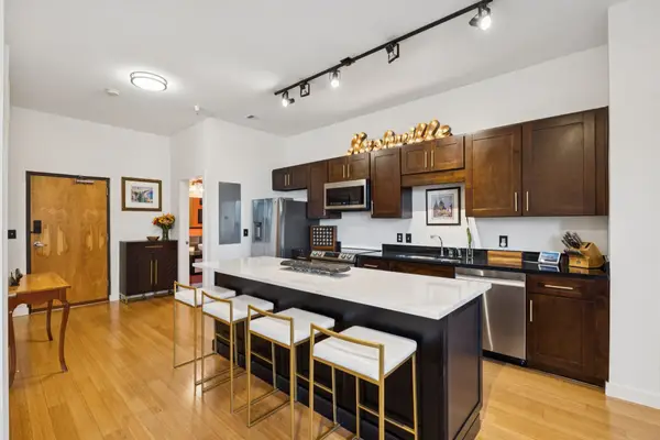 1706 18th Ave S #112, Nashville, TN 37212