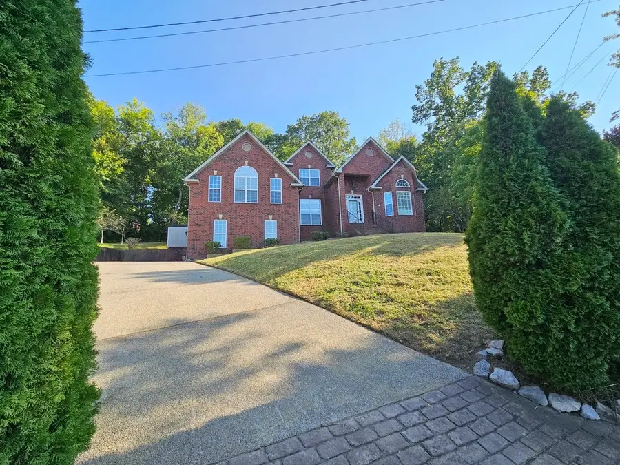 720 Stonecastle Pl, Nolensville, TN 37135 - Image #2