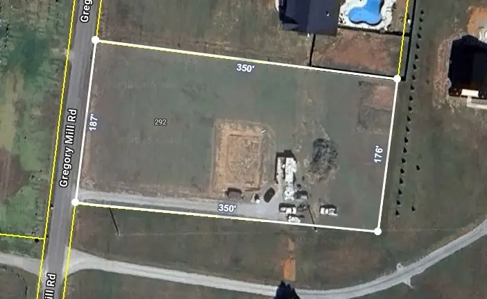 292 Gregory Mill Rd, Shelbyville, TN 37160 - Image #1