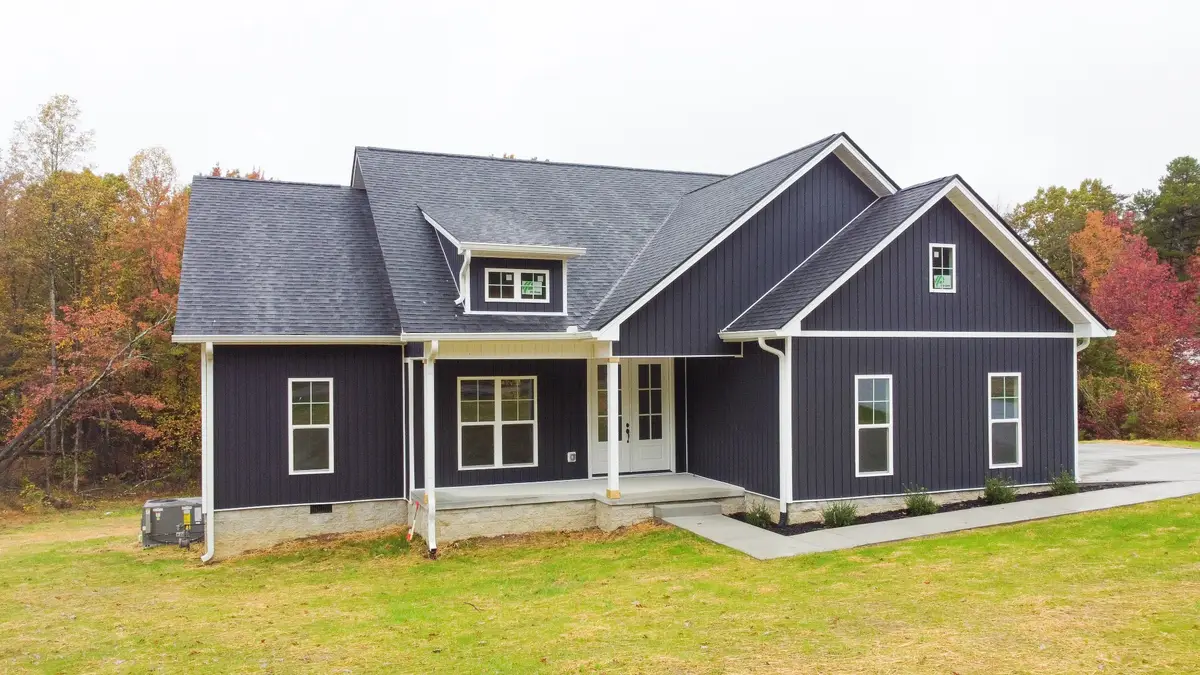 371 W Meadow Creek Rd, Monterey, TN 38574 - Image #1