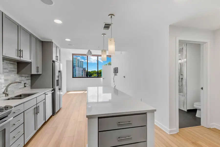 1212 Laurel St #206, Nashville, TN 37203 - Image #2