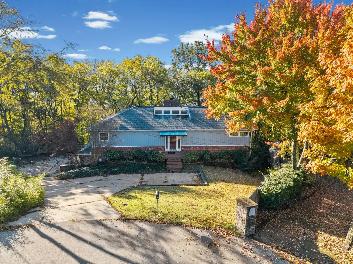 525 Saddle Dr, Nashville, TN 37221 - Image #1