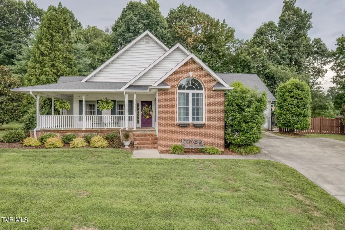 1828 Weaver Branch Rd, Piney Flats, TN 37686 - Image #1