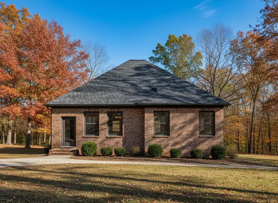 209 Sandalwood Way, Dickson, TN 37055 - Image #2