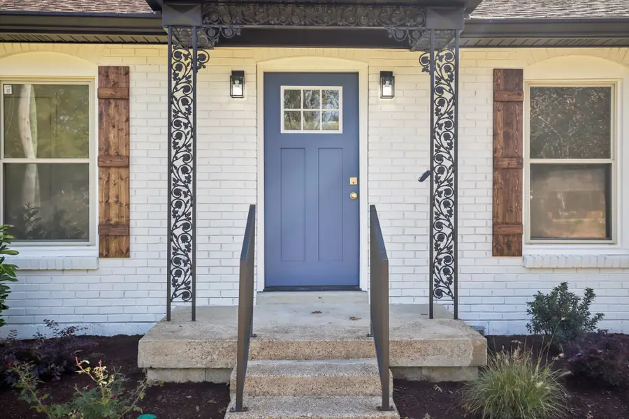 1011 Shadow Ln, Nashville, TN 37206 - Image #2