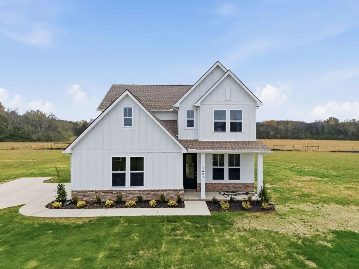 1421 Charles Drive, Chapel Hill, TN 37034 - Image #1