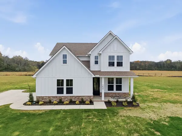 1421 Charles Drive, Chapel Hill, TN 37034