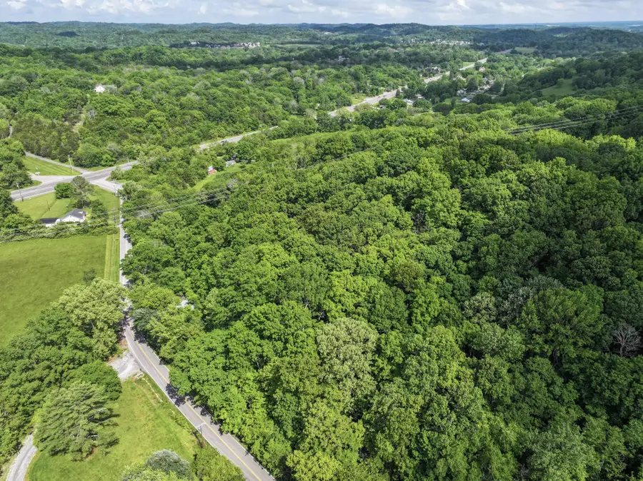 2196 Baker Station Rd, Goodlettsville, TN 37072 - Image #3