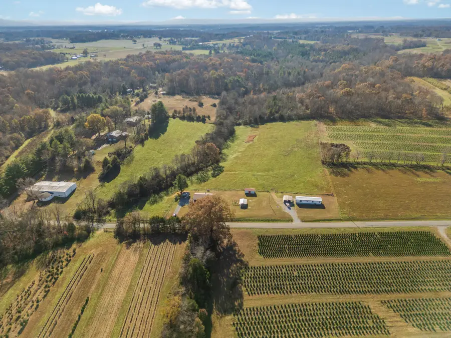 473 Holcomb Rd, McMinnville, TN 37110 - Image #3