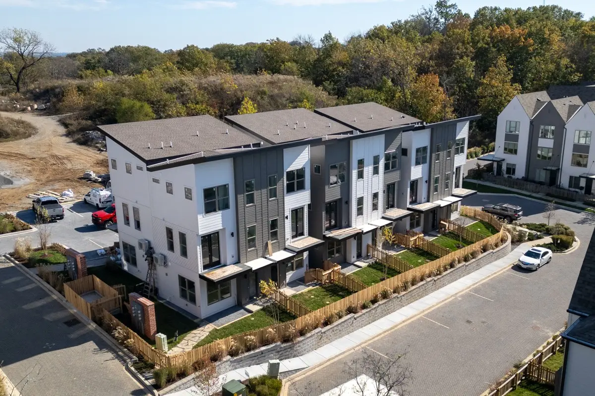 252 Arrowhead Dr, Nashville, TN 37216 - Image #1