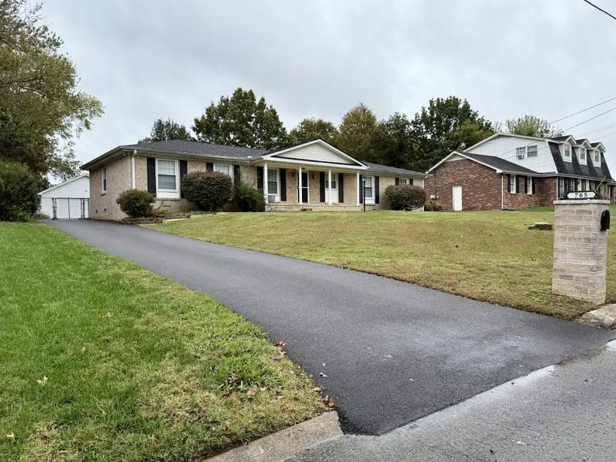 765 Myhr Dr, Nashville, TN 37221 - Image #3