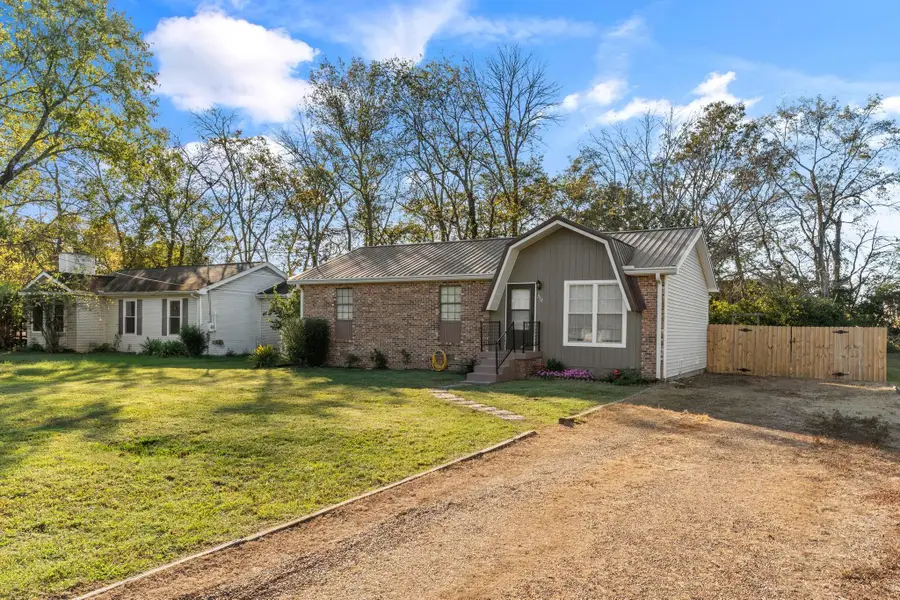 312 Blade St, Gallatin, TN 37066 - Image #2