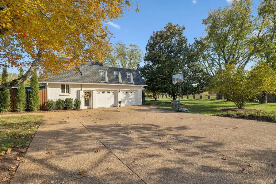 8210 Moores Ln, Brentwood, TN 37027 - Image #2