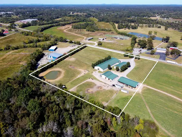 2028 Highway 64 W, Shelbyville, TN 37160