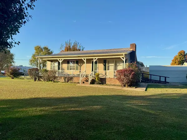 6 Sweet Potato Ln, Taft, TN 38488