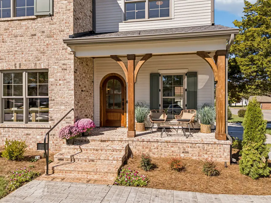 304 Bridge Ave, Murfreesboro, TN 37129 - Image #2