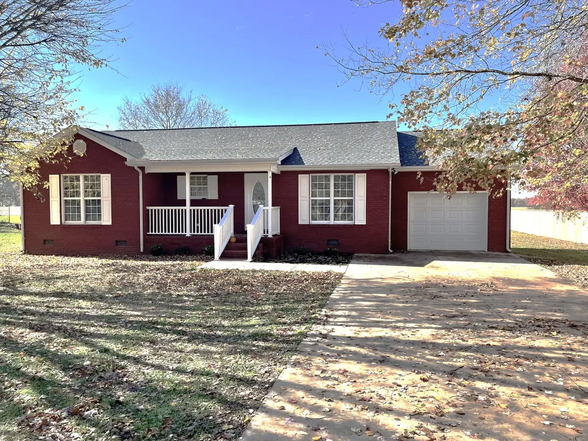 163 Royal Dr, Rock Island, TN 38581 - Image #1