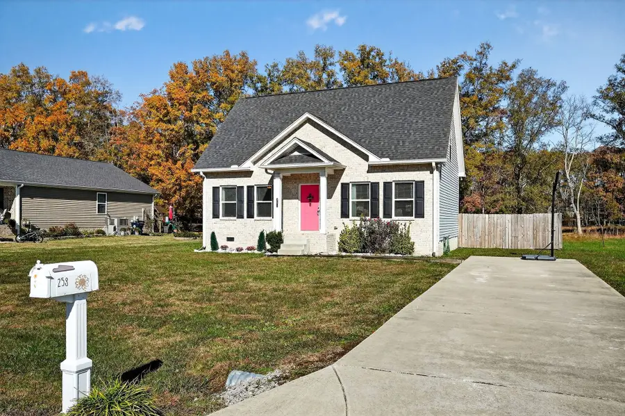 258 Green Meadow Dr, Smithville, TN 37166 - Image #2