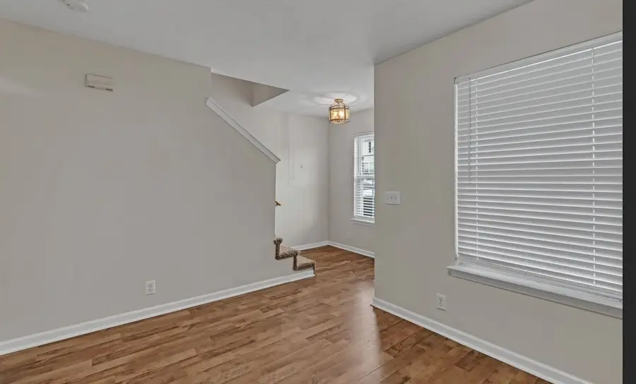 8007 Logan Dr, La Vergne, TN 37086 - Image #2