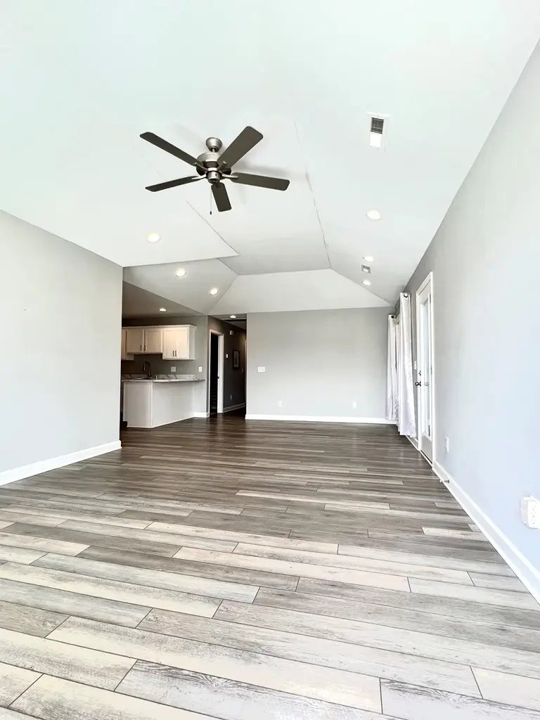 590 Justify Dr, Hopkinsville, KY 42240 - Image #3