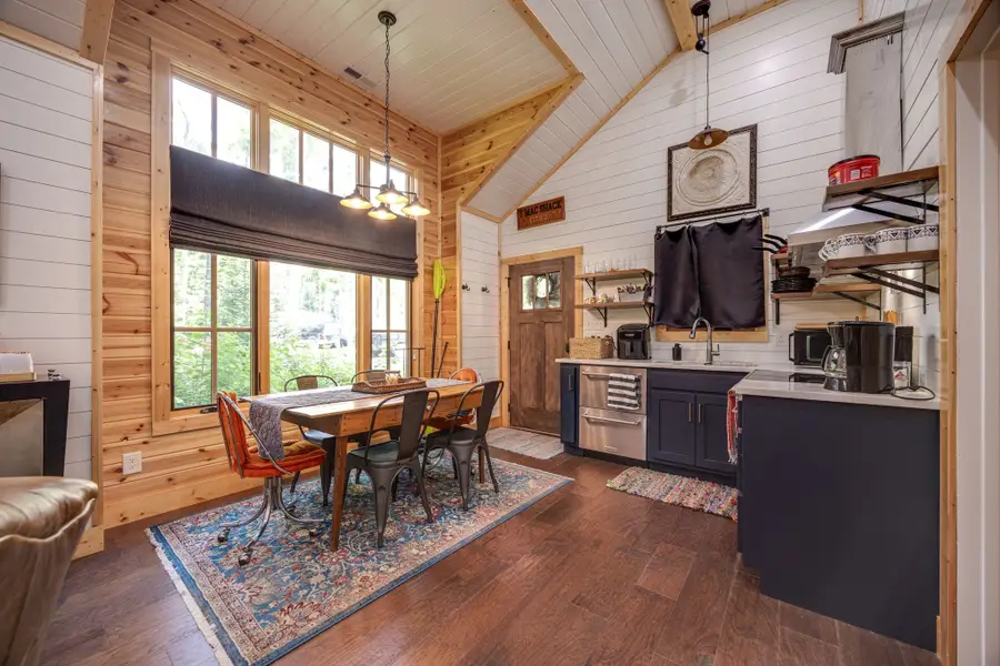 292 Waters Edge Way, Tracy City, TN 37387 - Image #2