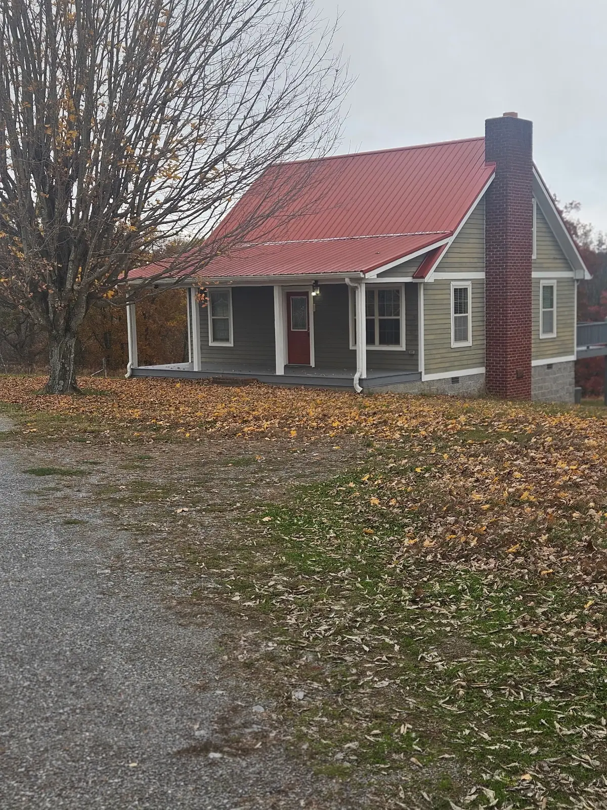 412 Hawkins Rd, Westmoreland, TN 37186 - Image #1