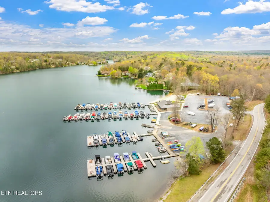 187 Forest View Drive, Crossville, TN 38558 - Image #2