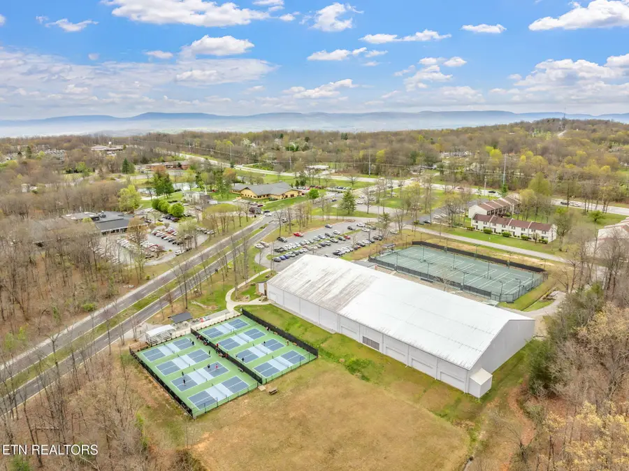 187 Forest View Drive, Crossville, TN 38558 - Image #3