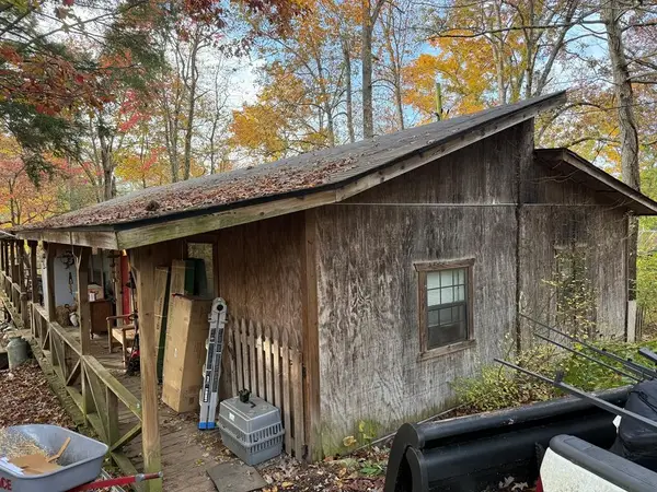 211 Crockett Lake Dr, Crossville, TN 38572