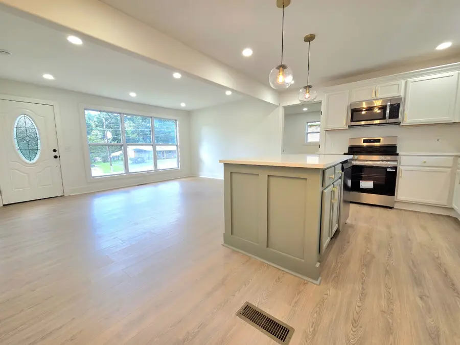 252 Dawn Dr, McMinnville, TN 37110 - Image #3