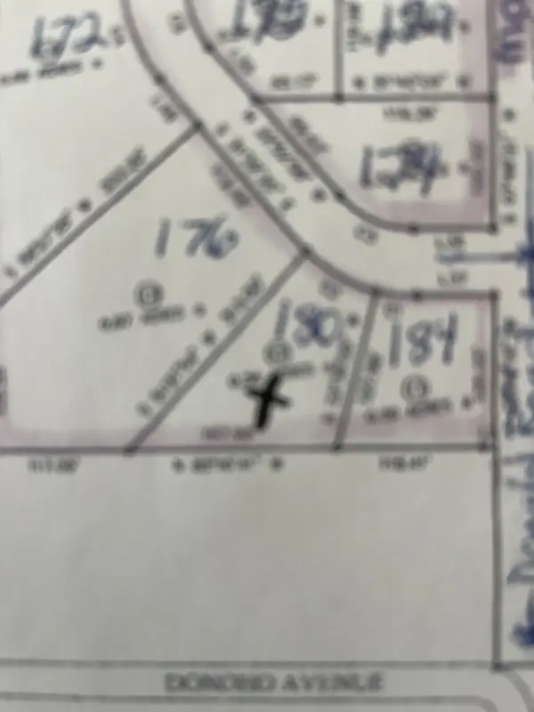 180 D J Drive, Lafayette, TN 37083