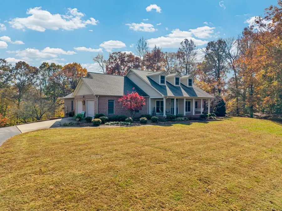 147 Sunrise Ridge Dr, Sparta, TN 38583 - Image #2