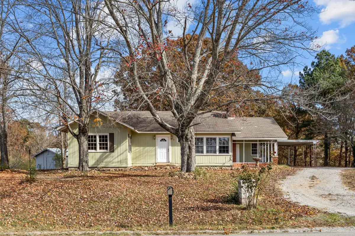 1260 Clydeton Rd, Waverly, TN 37185 - Image #1