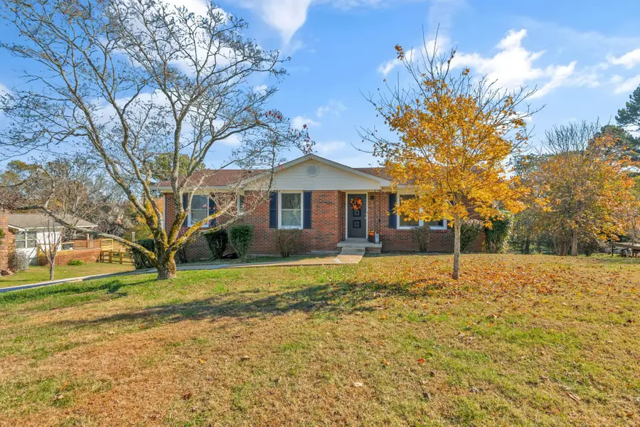 618 Crestland Dr, Columbia, TN 38401 - Image #2