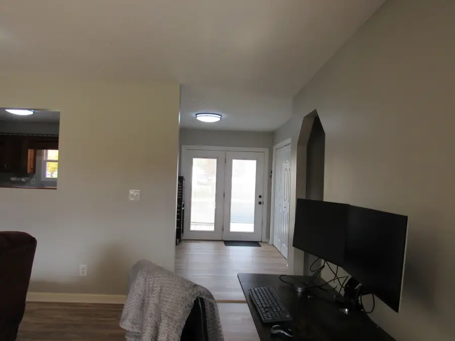 124 Donavon Drive, McMinnville, TN 37110 - Image #2