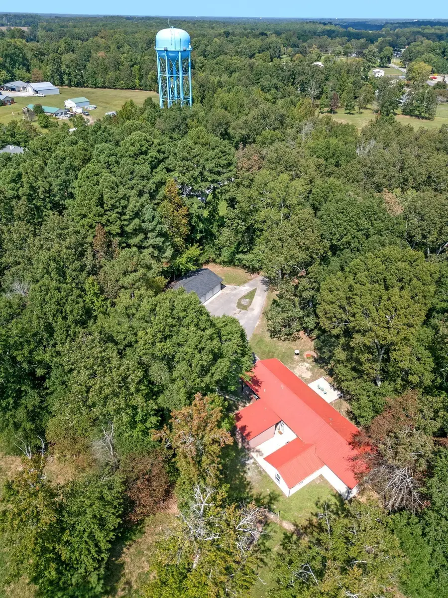 99 Oakwood Ln, Tullahoma, TN 37388 - Image #2