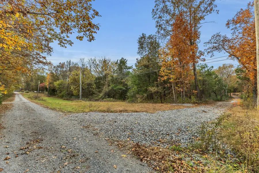 4136 Shores Rd, Murfreesboro, TN 37128 - Image #2