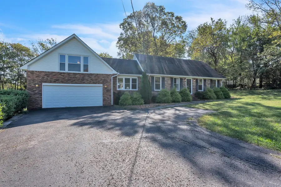 425 Centennial Ave, Lewisburg, TN 37091 - Image #3