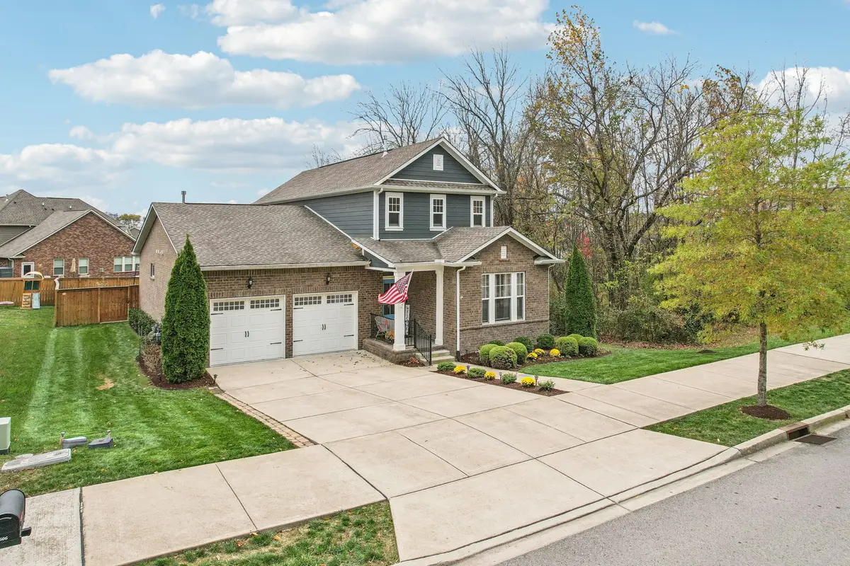 606 Nottingham Ave, Hendersonville, TN 37075 - Image #1