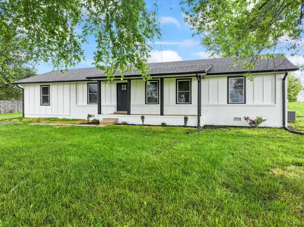 1950 Norton Rd, Lawrenceburg, TN 38464