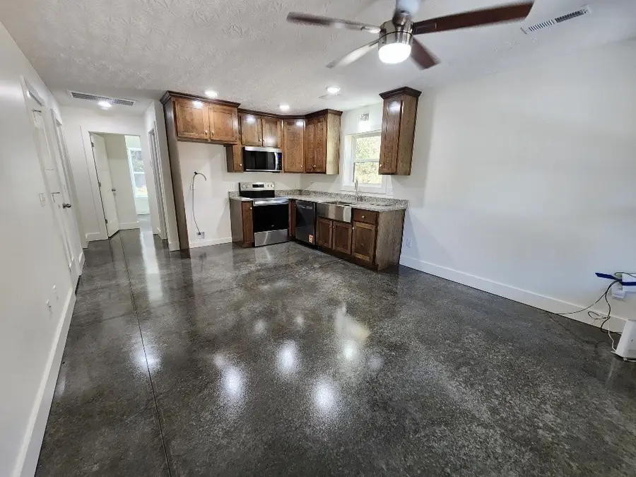 221 Pine Lick Estates Dr, Whitleyville, TN 38588 - Image #3