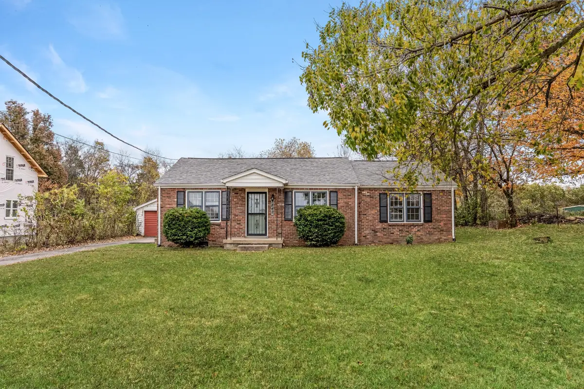 1842 Reynolds Rd, Nashville, TN 37217 - Image #1