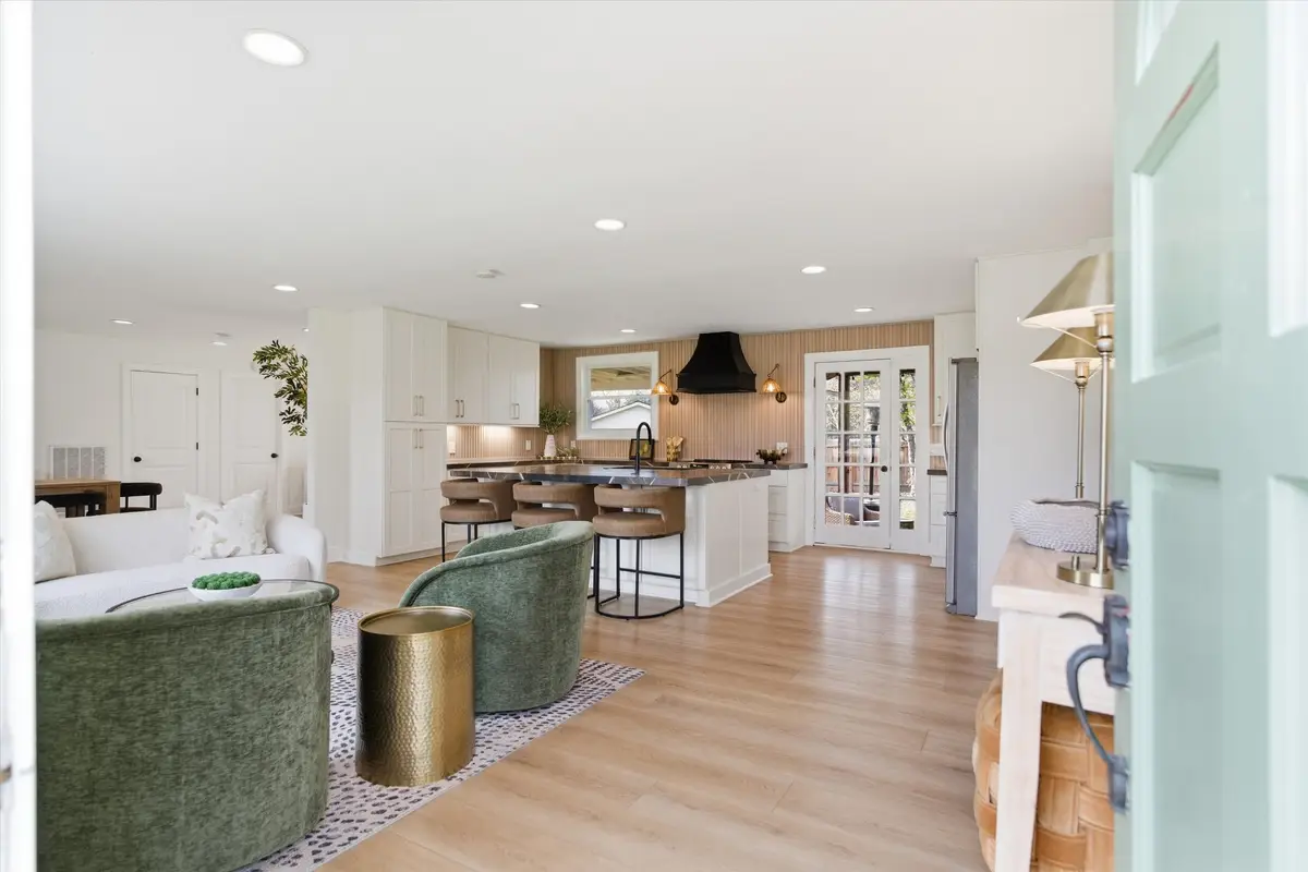 405 Meadowgreen Dr, Franklin, TN 37069 - Image #1