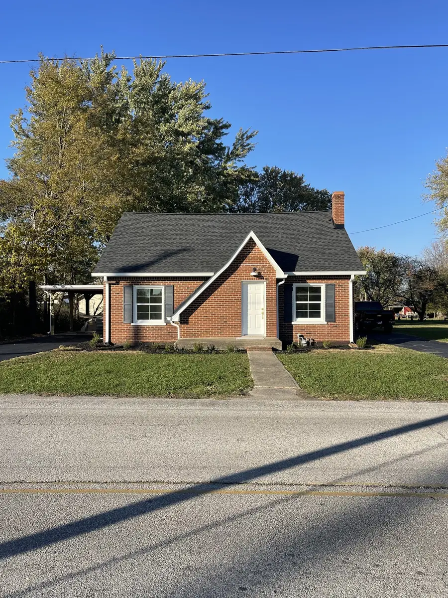 412 Meador Dr, Lafayette, TN 37083 - Image #2