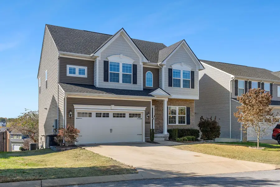 2706 Orleans Dr, Columbia, TN 38401 - Image #2