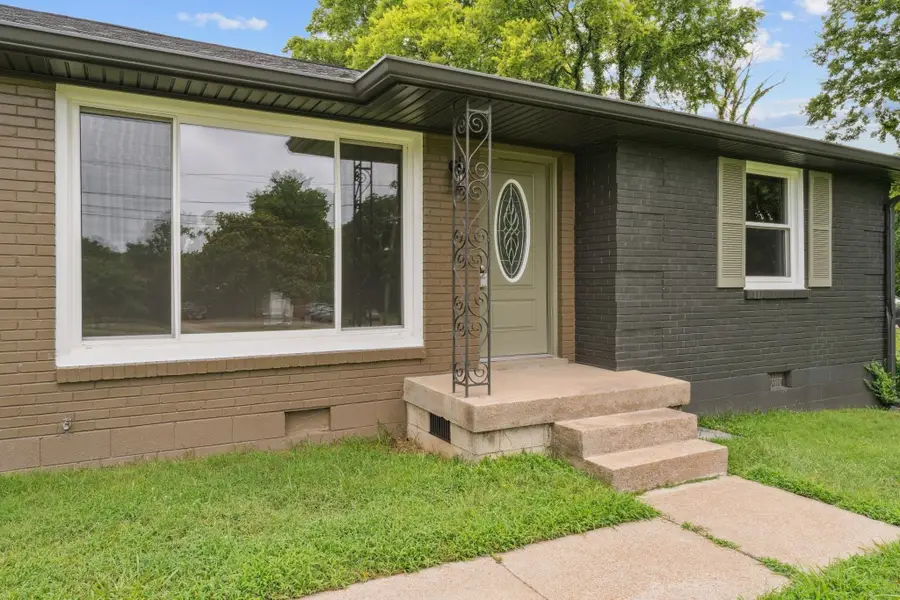 801 Lemont Dr, Nashville, TN 37216 - Image #2