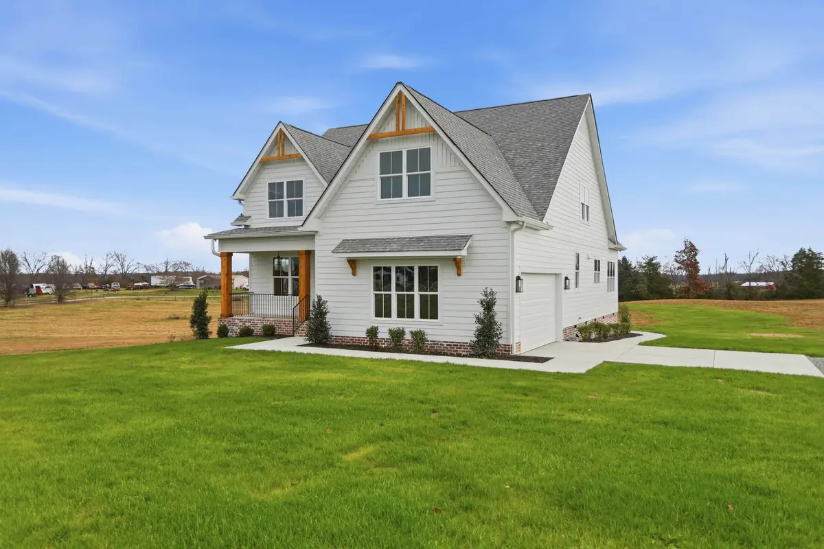 5127 Starks Rd, Cross Plains, TN 37049 - Image #1