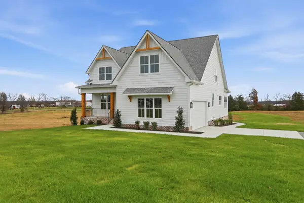 5127 Starks Rd, Cross Plains, TN 37049